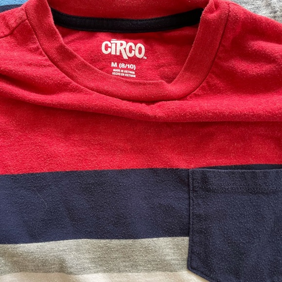 Lot of 3 Cat & Jack boys’ t-shirts - Picture 3 of 5